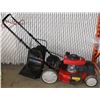 Image 1 : HONDA LAWNMOWER