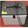 Image 1 : ELECTRIC 12 VOLT COOLER