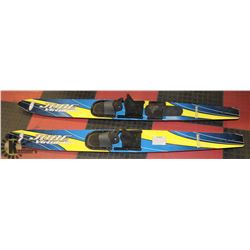 WATER SKIS