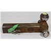 Image 1 : TRIPLE BALL HITCH