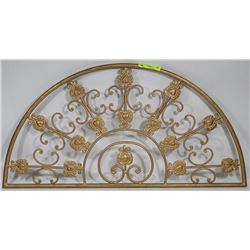 30" SEMI CIRCLE OF DECORATIVE METAL