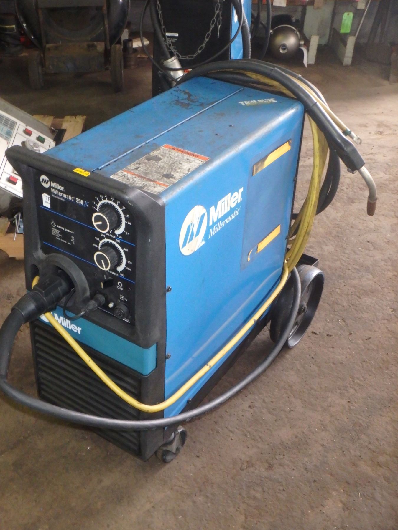 MILLER MILLERMATIC 250X WIRE WELDER BTM Industrial
