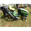 Image 3 : John Deere LA120 w/bagger SN#-GX0120A032175