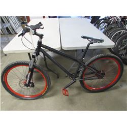 BLACK UNKNOWN MOUNTAIN BIKE