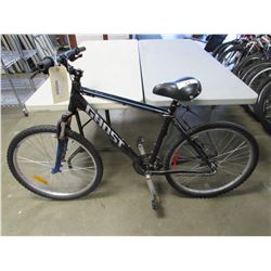 BLACK GHOST PANAMAO X2 MOUNTAIN BIKE