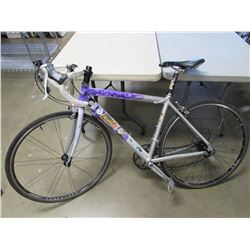 GREY UNKNOWN STREET BIKE