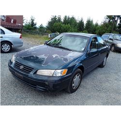A11 --  1998 TOYOTA CAMRY CE , Green , 199083  KM's  "NO RESERVE"