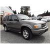 Image 2 : N6 --  2000 FORD EXPLORER SUV, GREEN, 183,880 KMS