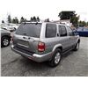 Image 3 : P6 --  2001 NISSAN PATHFINDER LE , Grey , 326814  KM's