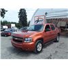 Image 1 : F2 --  2007 CHEVROLET AVALANCHE SUT, ORANGE, 258,883 KMS