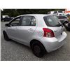 Image 4 : A1 --  2006 TOYOTA YARIS , Grey , 192346  KM's	"NO RESERVE"