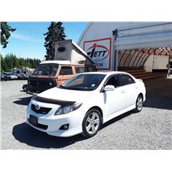 B1 --  2010 TOYOTA COROLLA , White , 205195  KM's