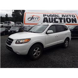 D6 --  2007 HYUNDAI SANTA FE GLS , White , 122,125 MILES