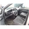 Image 7 : N4 --  2000 DODGE CARAVAN  GREY, 216,390 KMS