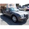 Image 2 : B6 --  2010 CHRYSLER 300 LTD , Grey , 254338  KM's