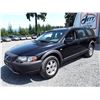Image 1 : B1 --  2002 VOLVO V70 XC , Black , 224781  KM's