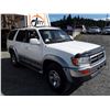 Image 2 : E4 --  1998 TOYOTA 4RUNNER LTD , White , 299517  KM's