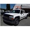 Image 1 : A12D --  2001 CHEVROLET SILVERADO , White , 217456  KM's "NO RESERVE"