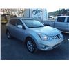Image 2 : K1 --  2013 NISSAN ROGUE S , Silver , 186831  KM's