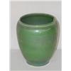 Image 1 : 9 1/4 MOORCROFT ART POTTERY VASE - GREEN  LUSTRE 