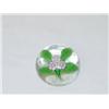 Image 1 : 1 3/4 ST. LOUIS GLASS PAPERWEIGHT W/ FLOWER - MIN