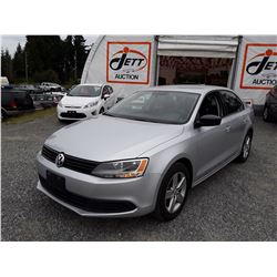 D5 --  2013 VW JETTA , Grey , 99503  KM's