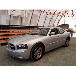 B3 --  2006 DODGE CHARGER R/T , Silver , 202040  KM's