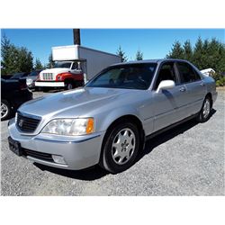 D6 --  2000 ACURA 3.5RL , Grey , 238379  KM's