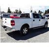 Image 3 : G1 --  2005 FORD F150 LARIAT PICKUP, WHITE, 175,779 KMS