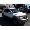 Image 2 : N1 --  2005 KIA SORENTO  , White , 241463  KM's