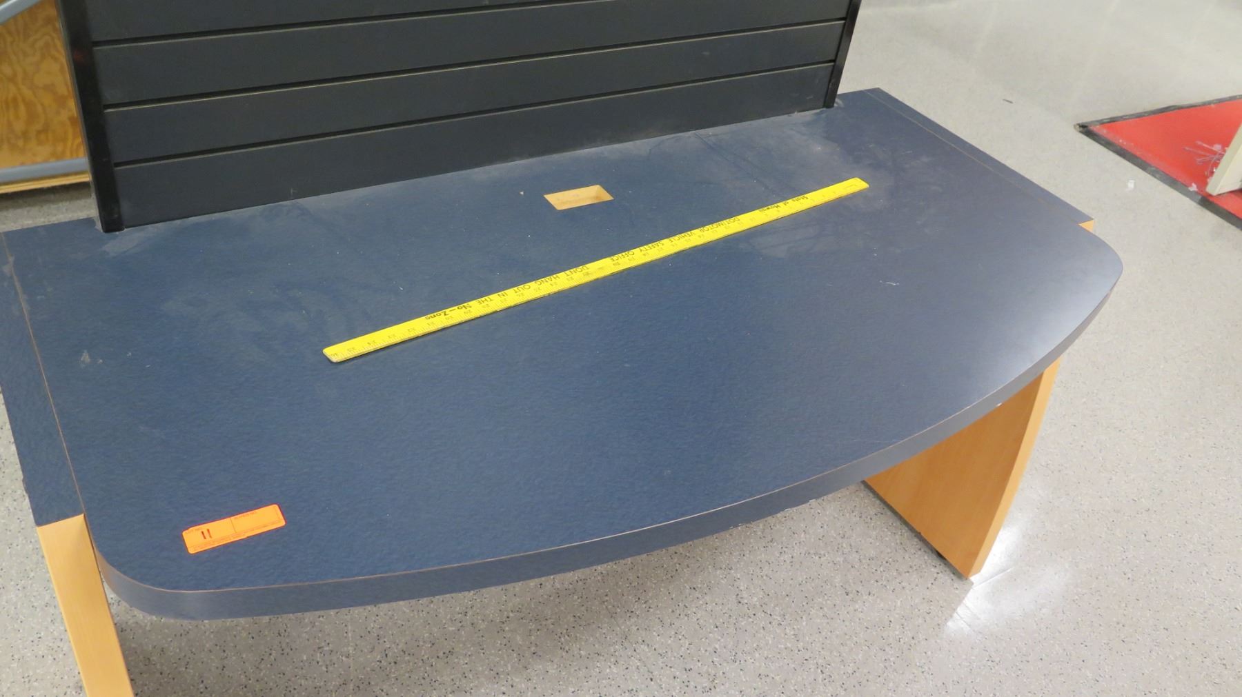 Wood w/ Blue Top Desk & Black Backboard 60