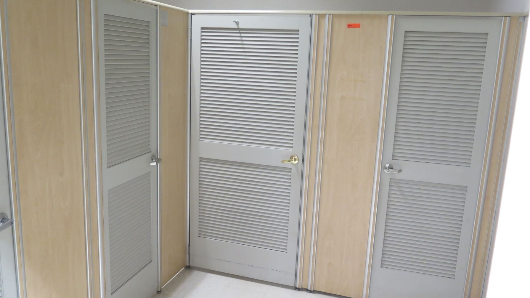 Qty 4 Fitting Rooms W Locking Doors Inside Bench Corner