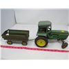 Image 1 : TOY TRACTOR (JOHN DEERE) *VINTAGE*