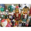 Image 5 : LOT OF ASSORTED CHRISTMAS DECORATIONS (VARIOUS SIZES)