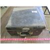 Image 2 : OLD TYPEWRITER ( REMINGTON RAND) *WITH CASE*