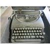Image 3 : OLD TYPEWRITER ( REMINGTON RAND) *WITH CASE*