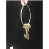 Image 4 : LARGE BRASS KEY DECOR