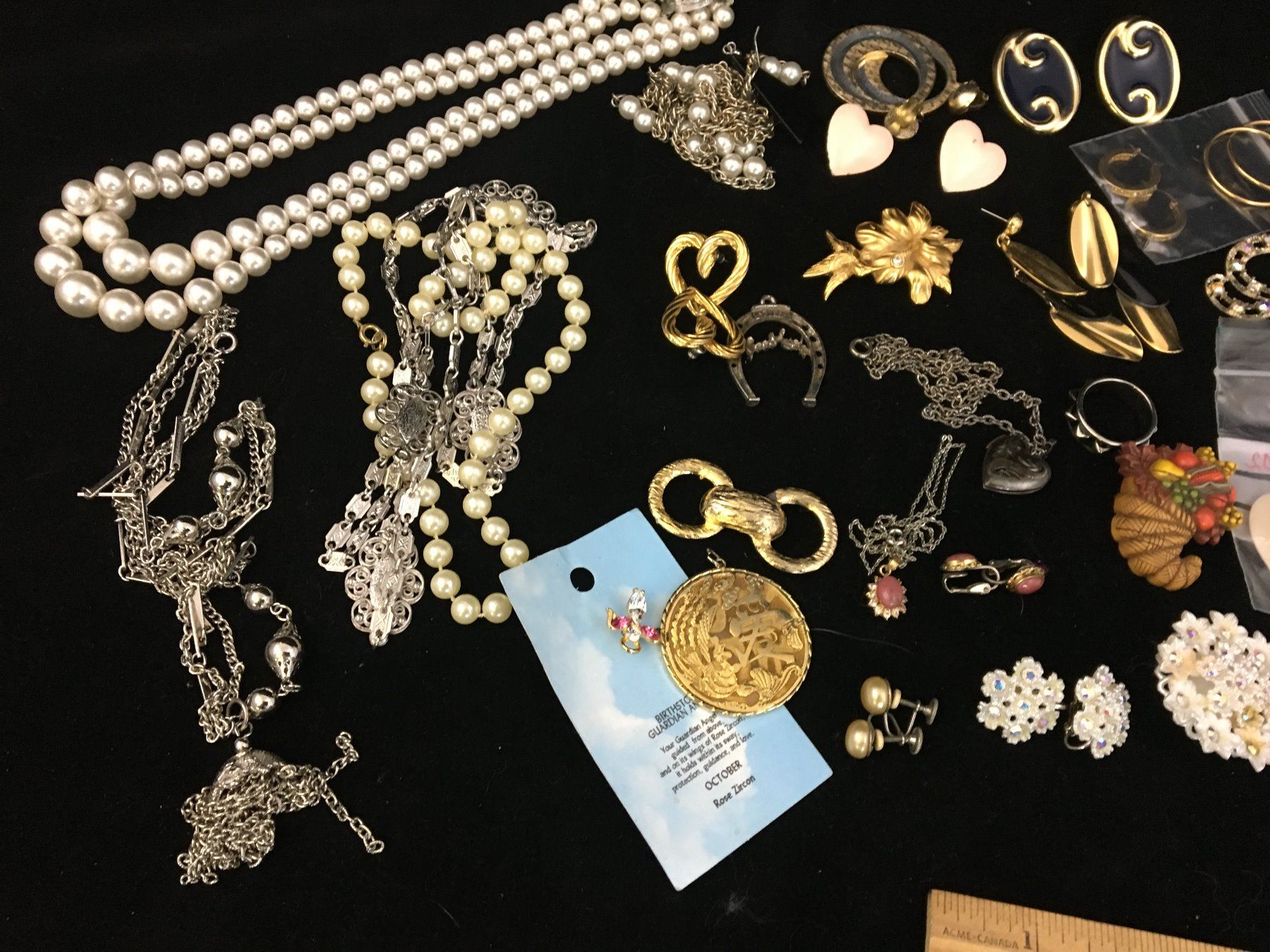 LOT OF ASSORTED ESTATE COSTUME JEWELERY (WITH BOX)