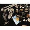 Image 2 : LOT OF ASSORTED ESTATE COSTUME JEWELERY (WITH BOX)