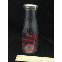 GLASS DAIRIES ADVERTISING MILK BOTTLE (VINTAGE) *PRINCE ALBERT SK.*  (1 PINT)