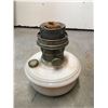 Image 2 : ALADDIN COAL OIL LAMP (ANTIQUE)