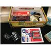 Image 3 : MISC LOT CIGAR BOX WITH VINTAGE MAKE UP, BOXES, MARILYN MONROE LIGHTER