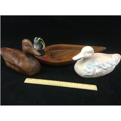 LOT OF DUCK FIGURINES