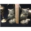Image 2 : MISC VINTAGE BRASS LOT (PIGGY BANK, CRANE, OWLS)
