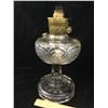 Image 7 : ALADDIN WASHINGTON DRAPE OIL LAMP (CHIP ON BASE)