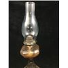 Image 3 : ANTIQUE OIL LAMP