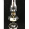 Image 3 : VINTAGE OIL LAMP