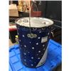 Image 2 : 5 GALLON WILLIAM PENN OIL CAN