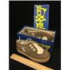 Image 2 : LOT OF 2 PAIRS OF KIDS SHOES (VINTAGE) *NOS*