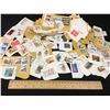 Image 1 : LOT OF VINTAGE CANADIAN POSTAGE